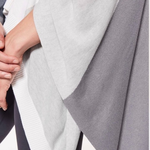 14. Lululemon Gray Color Block Hatha Wrap Sweater - Picture 9 of 16